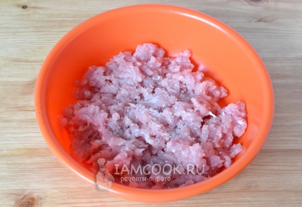 Посолить мясо