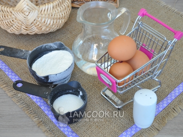 Ингредиенты для тонких блинчиков на воде