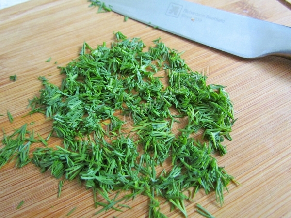 Зелень укропа