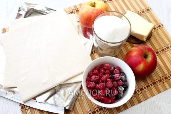 Ингредиенты для штруделя из слоёного теста