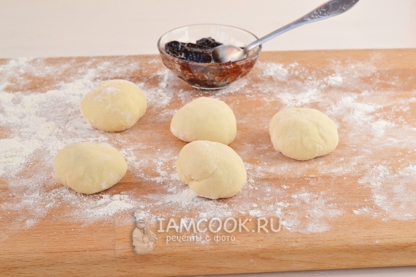 Слепить пончики