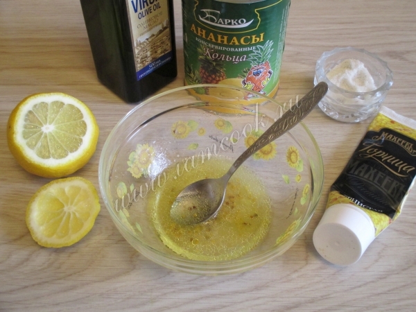 Заправка для салата из грибов и анансов