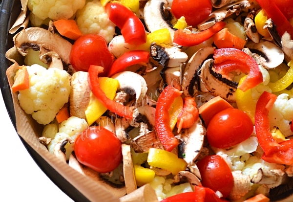 Добавить томаты черри