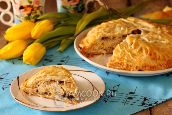 Фото курника из слоёного теста