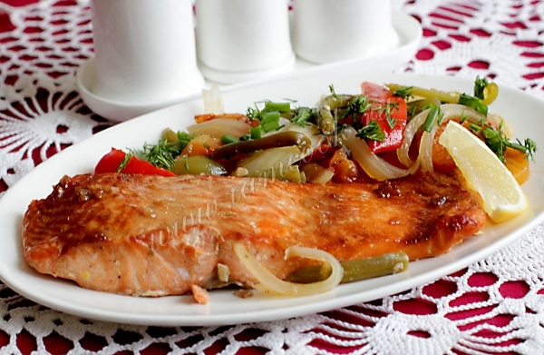 форель в медово-соевом соусе