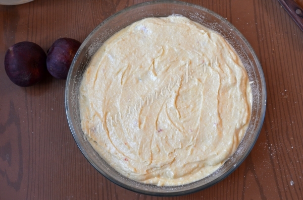 Тесто с инжиром в форме