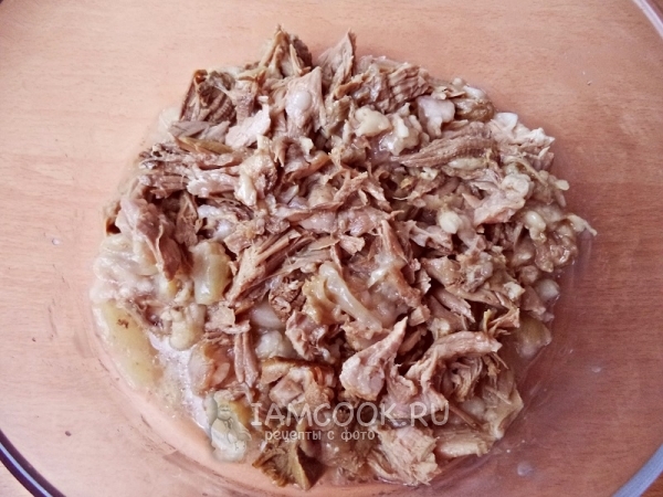 Отделить мясо от костей