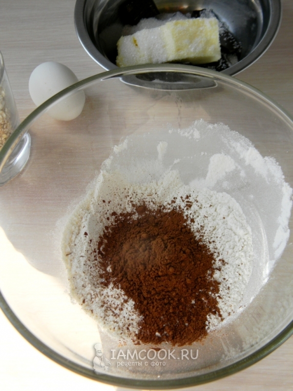 Смешать сухие ингредиенты