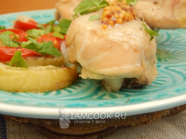 Рецепт куриных голеней на овощной подушке