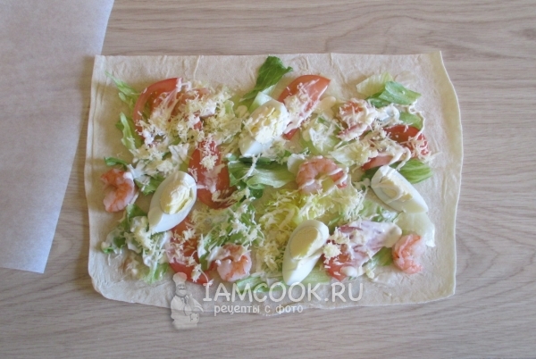 Посыпать сыром