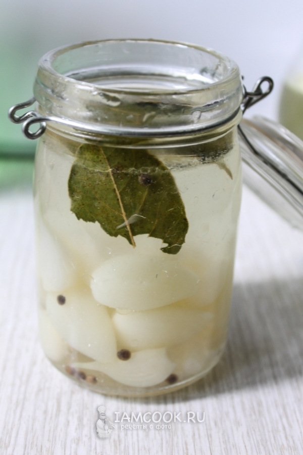 Рецепт маринованного чеснока на зиму