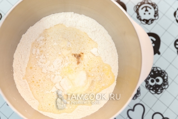 Соединить ингредиенты для теста