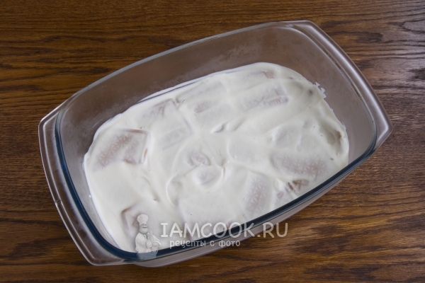 Собрать торт из печенья и крема