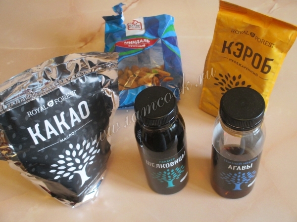 Ингредиенты для сыроедческих конфет