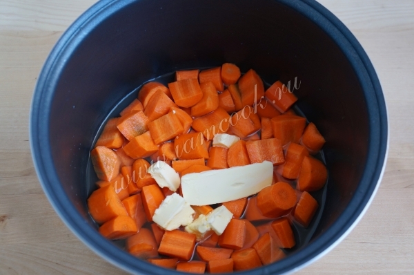 Морковь с маслом сливочным