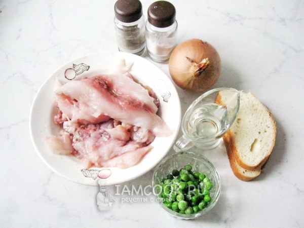 Ингредиенты для зраз из рыбы с зеленым горошком
