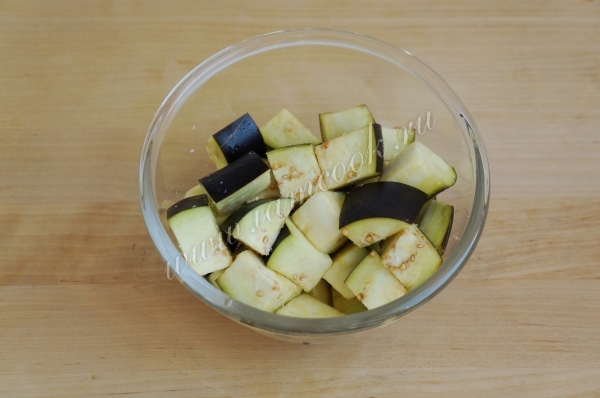 Баклажаны резанные