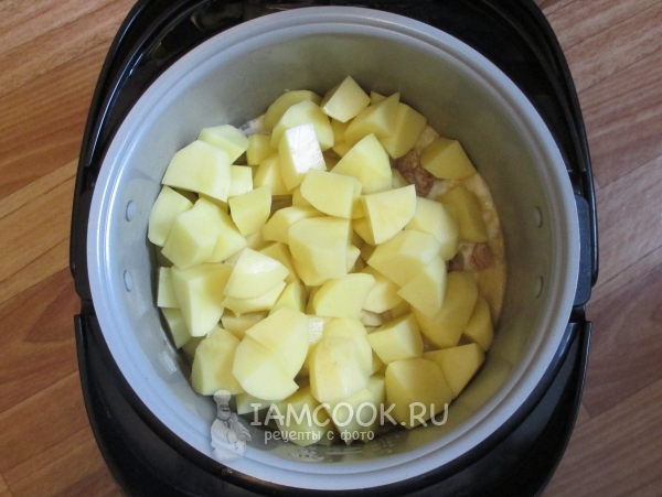 Положить картофель