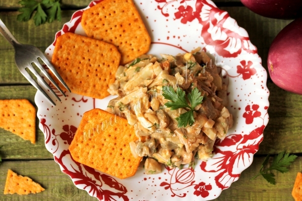 фото салата с курицей и баклажанами