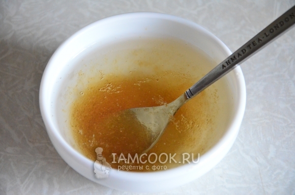 замочить желатин в воде