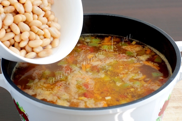 Консервированная фасоль