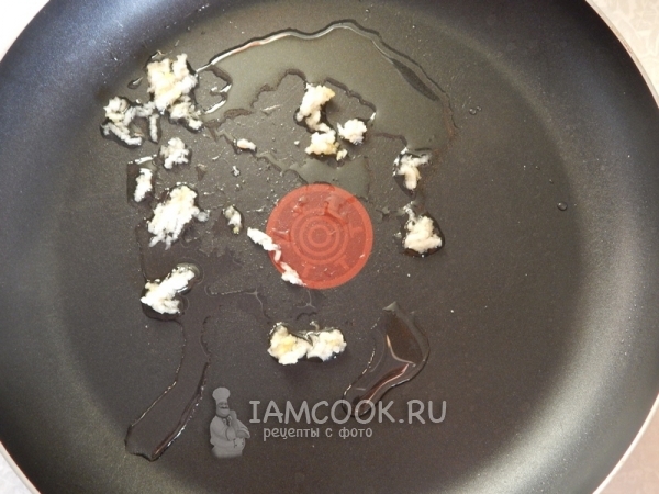 Обжарка чеснока