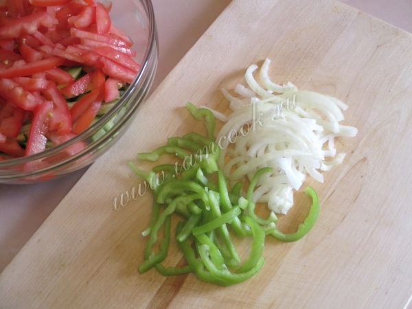 Репчатый лук и сладкий перец