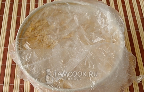 Накрыть тарелку пленкой