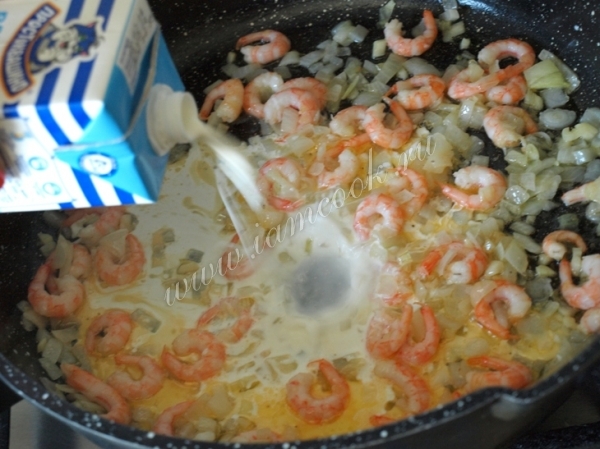 Влить сливки