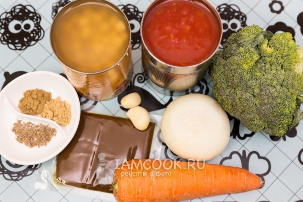 Ингредиенты для пряного томатного супа с нутом