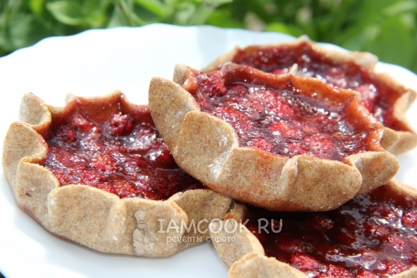 Фото ржаных калиток с земляникой