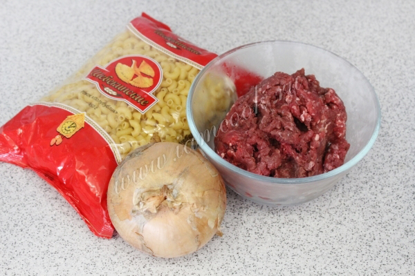 Ингредиенты для приготовления макарон по-флотски в мультиварке