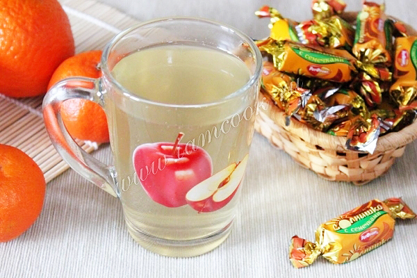 Компот из апельсинов и яблок