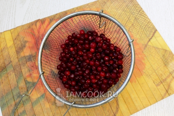 Помыть клюкву