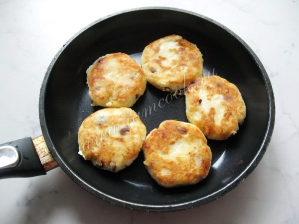 Сырники жареные на сковороде