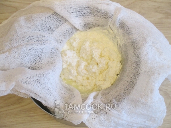 Процедить творог