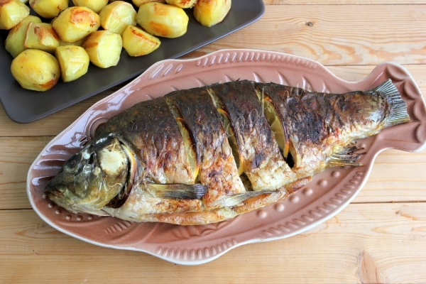 Рецепт карпа в духовке