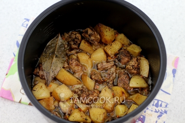Рецепт свинины с картошкой в мультиварке