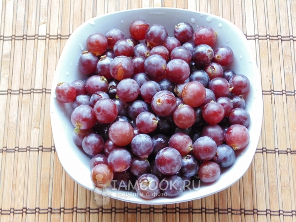 Помыть виноград