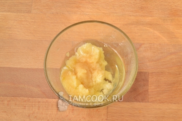 Ввести белок к яблоку