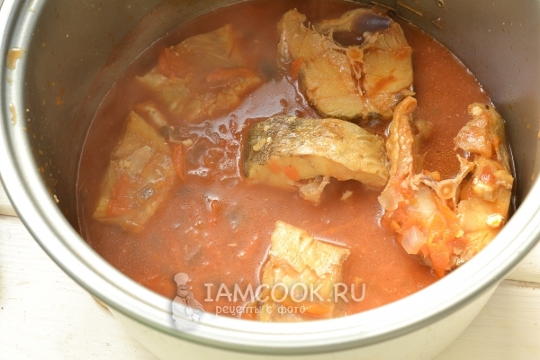 Готовая рыба под маринадом в мультиварке