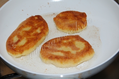 Обжариваем мчади с другой стороны