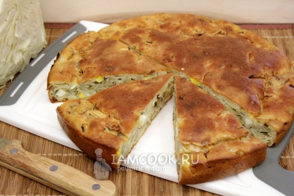 Фото наливного пирога с капустой