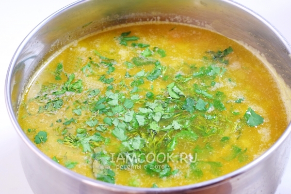 Положить зелень в суп