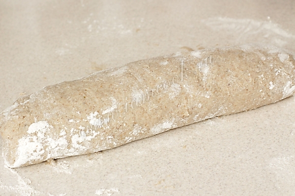 Тесто расплющить