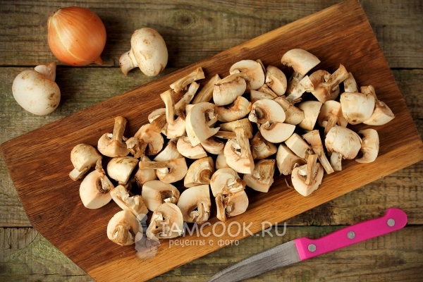 Порезать грибы