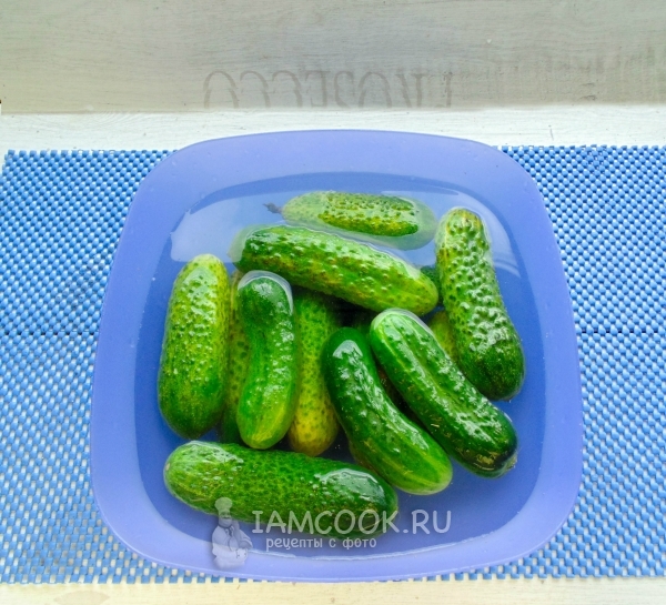 Огурцы в кипятке