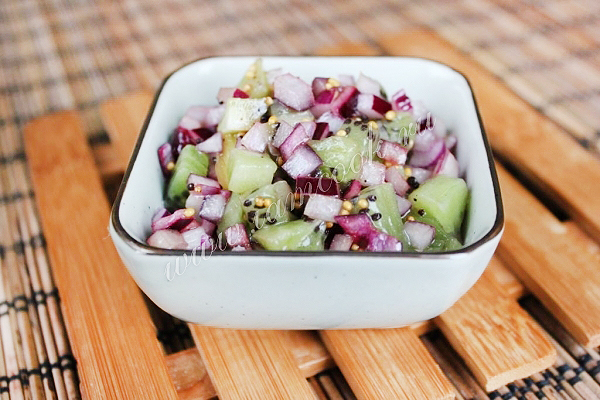 Пикантный соус сальса с киви