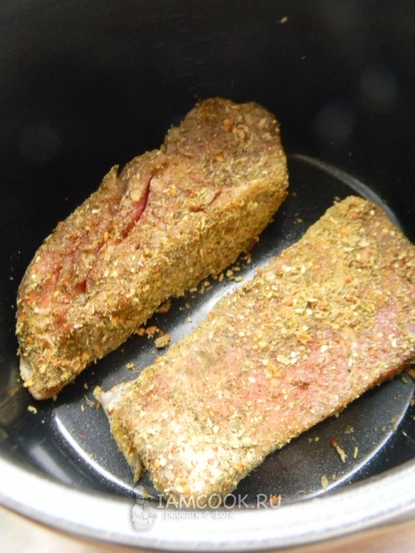 Положить сало в мультиварку