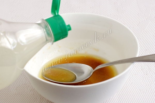 Добавить лимонный сок